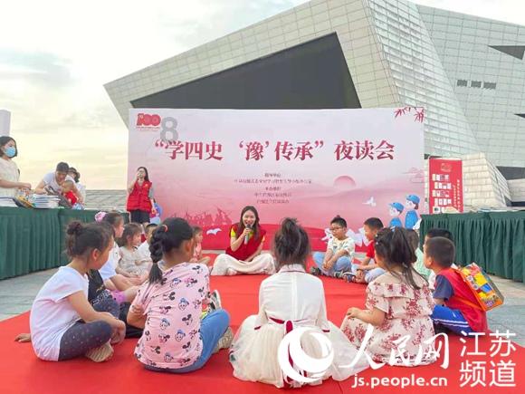 眼睛，小，就一定，很笨吗？